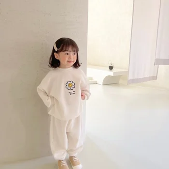Комплект детской одежды 2023, Весенний Новый Домашний костюм в Корейском стиле, Повседневный костюм-двойка для девочек, Пуловер с цветочным рисунком + Брюки для мальчиков